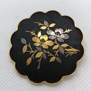 Japanese Damascene remarkable brooch signed AMITA